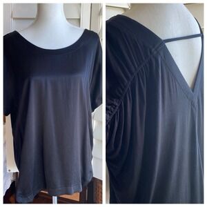 White House Black Market Women L Shiny Front Matt Back V Short Sleeve Scoop Neck